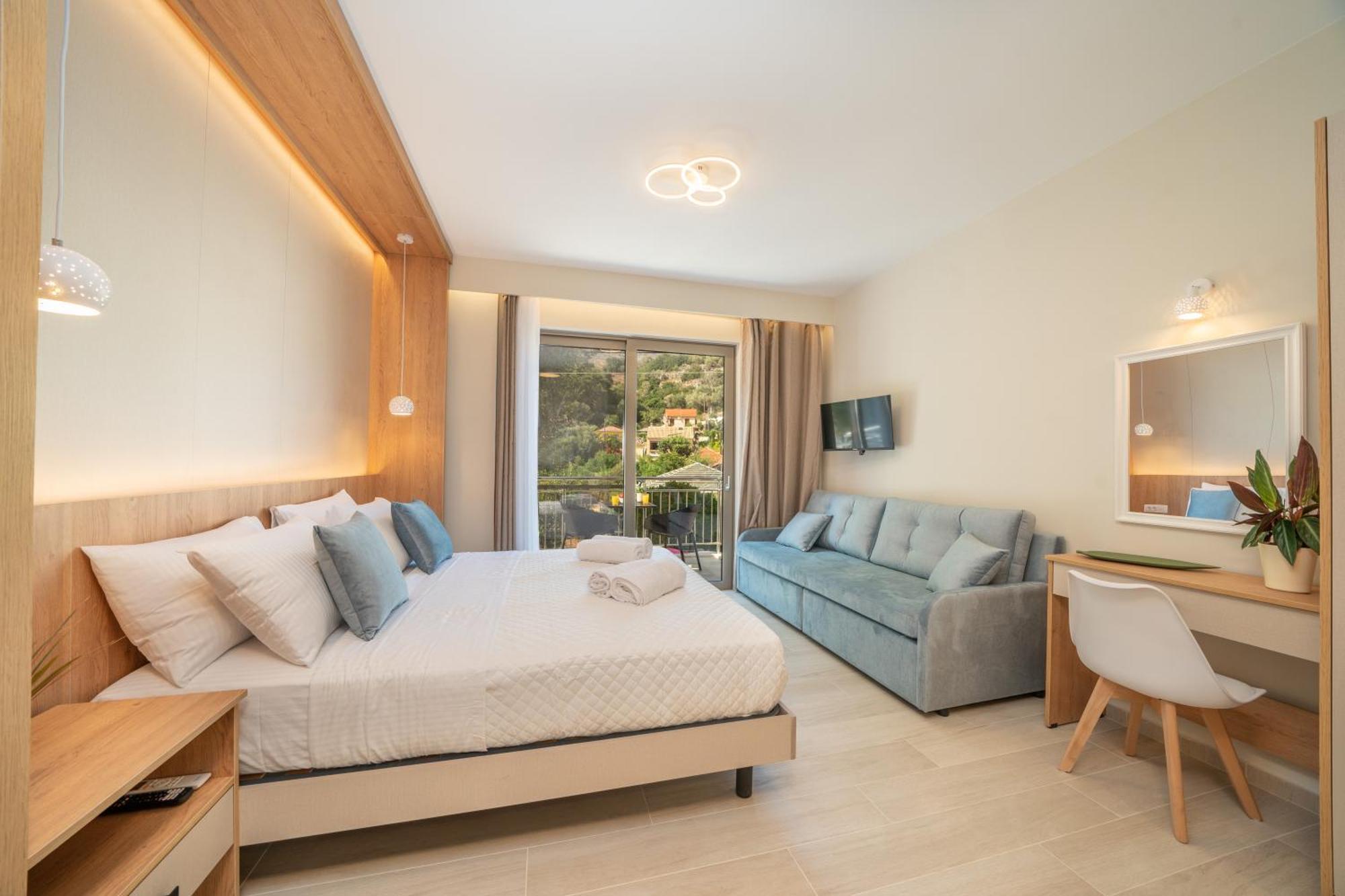 Nicole Studios Agia Efimia Bagian luar foto